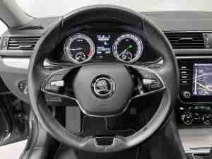 SKODA 