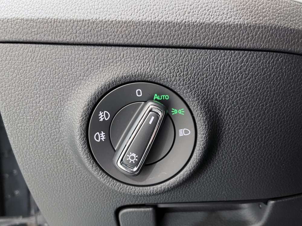 SKODA 