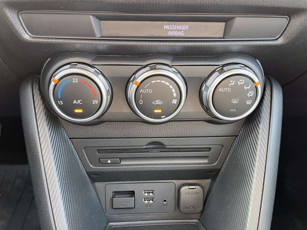 MAZDA 