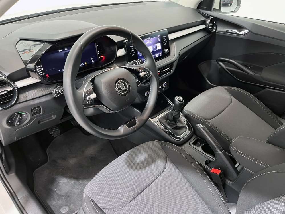 SKODA 